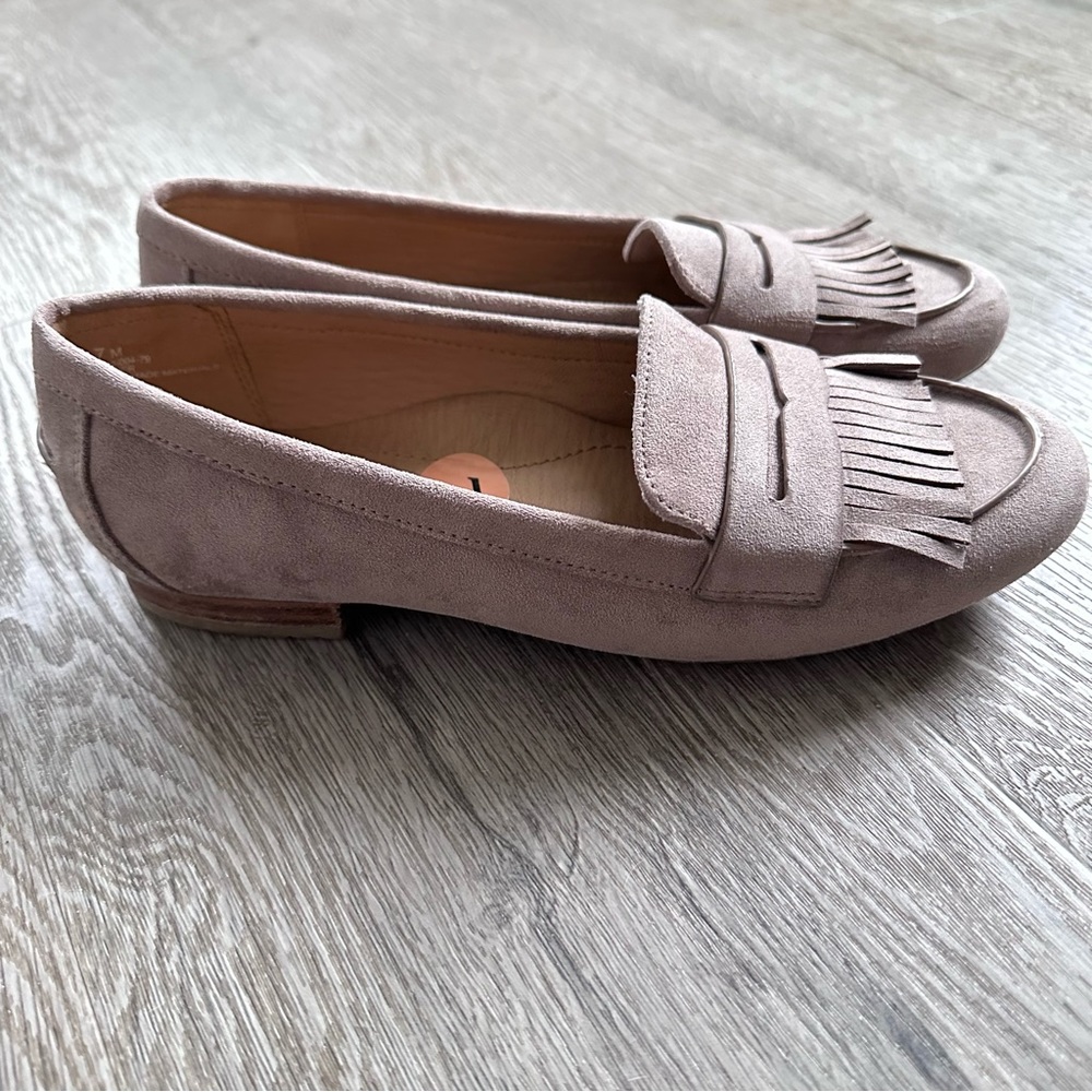 Baretraps emaile loafer size 7